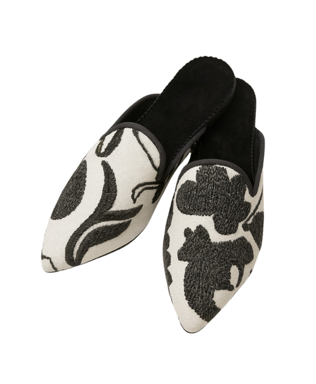 Beatrice Charcoal